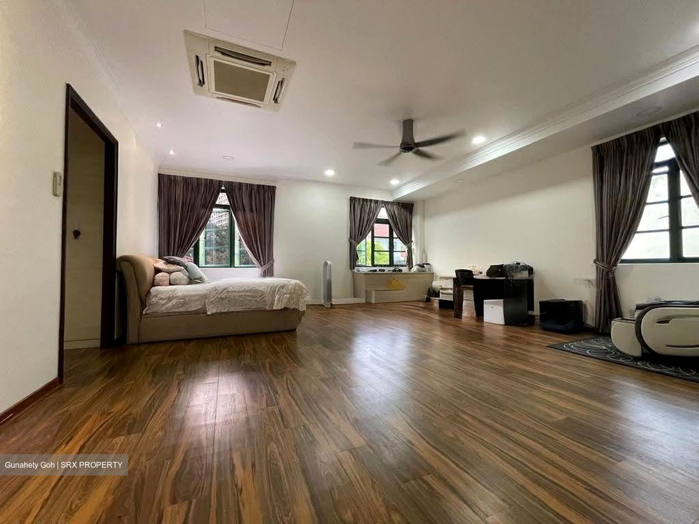 Seletar Hills Estate (D28), Semi-Detached #635980311